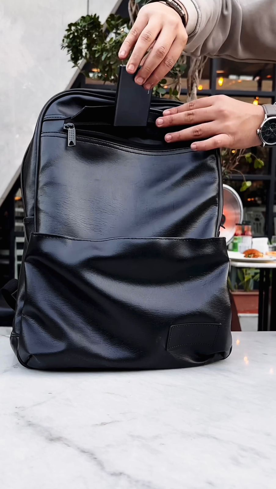 Carbon Fiber Traveller's 16" Laptop Backpack