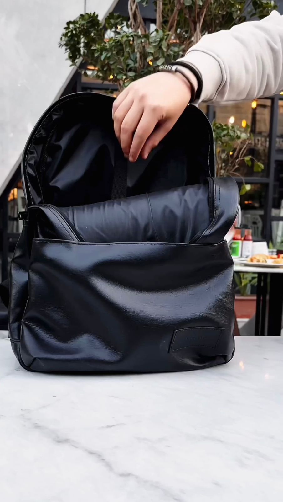 Carbon Fiber Traveller's 16" Laptop Backpack