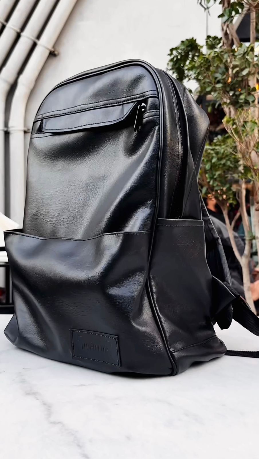 Carbon Fiber Traveller's 16" Laptop Backpack