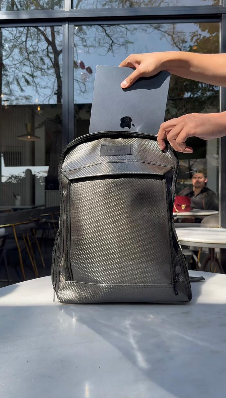 Carbon Fiber Traveller's 16" Laptop Backpack