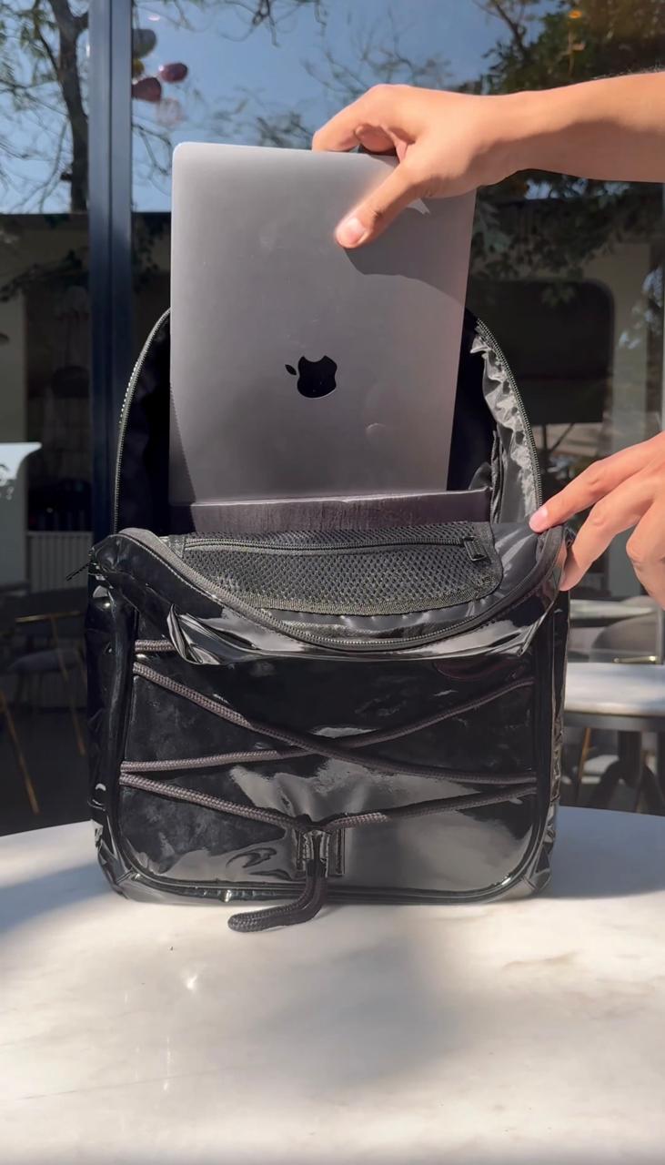Carbon Fiber Traveller's 16" Laptop Backpack